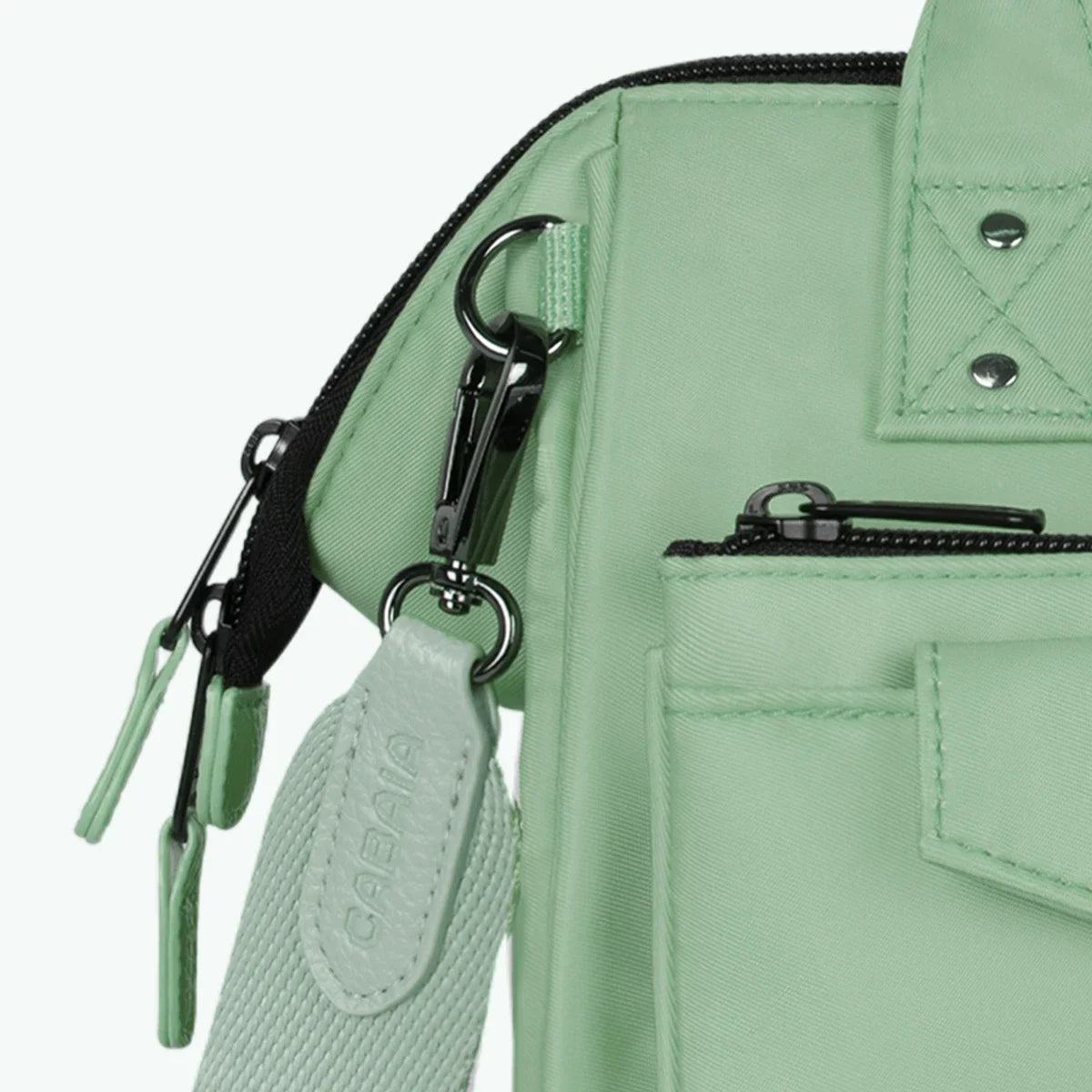 Crossbody Adventurer Medium Tampa